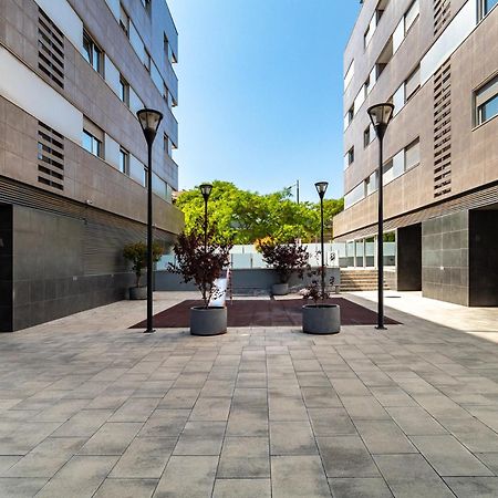 Merce Apartment Forum Barcelona سان أدريان دي بيزوس المظهر الخارجي الصورة