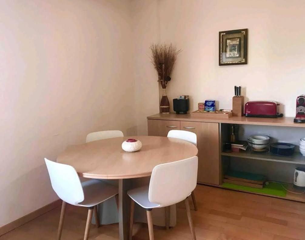 Merce Apartment Forum Barcelona سان أدريان دي بيزوس المظهر الخارجي الصورة